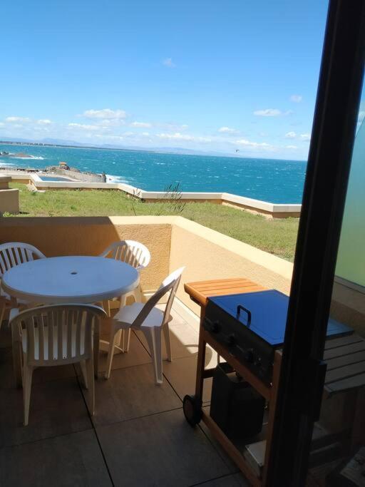 Location Vue Mer Du Samedi Au Samedi, Clim, Parking, Piscine, Plage Collioure Ngoại thất bức ảnh